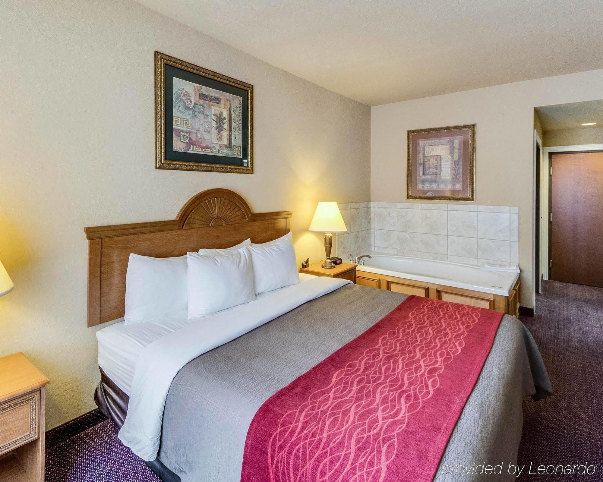 Comfort Inn & Suites And Suites Fredericksburg Ngoại thất bức ảnh